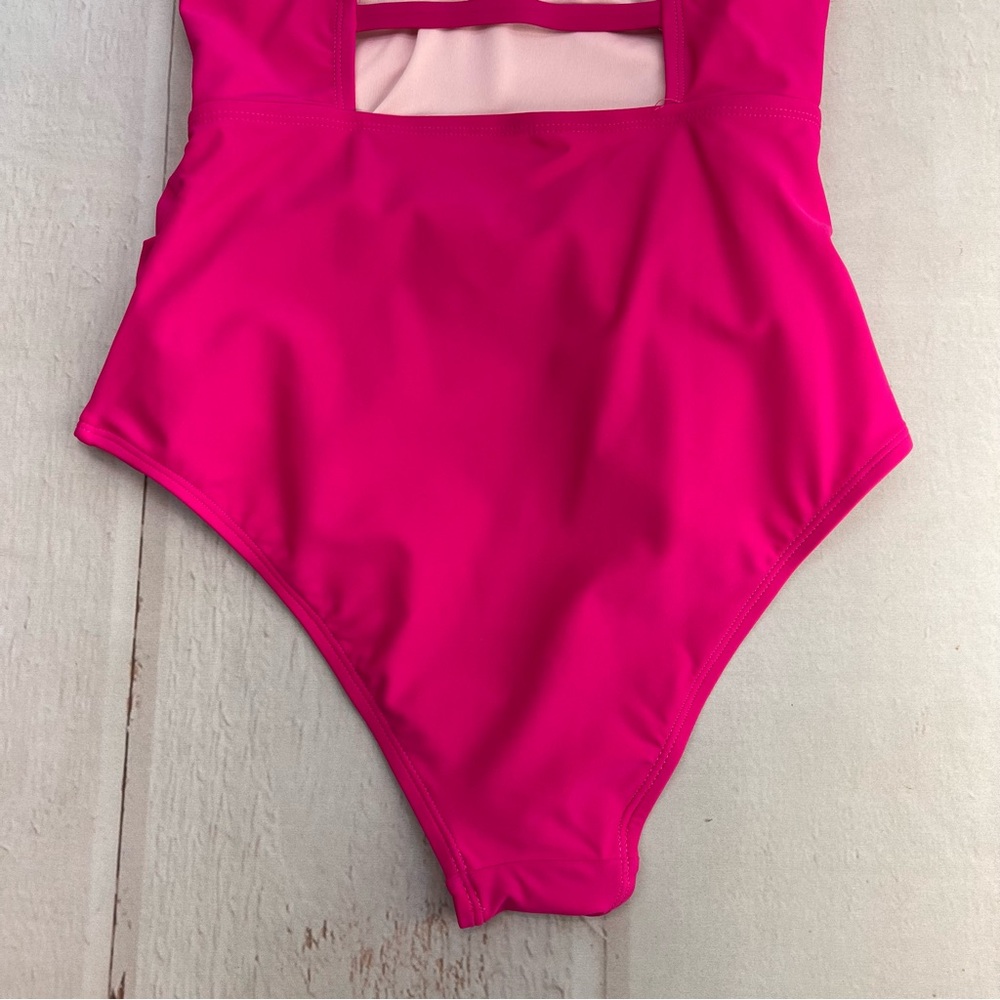 NWT Women's Shirred‎ Strappy Cutout One Piece Swimsuit SIZE SMALL - Picture 10 of 15